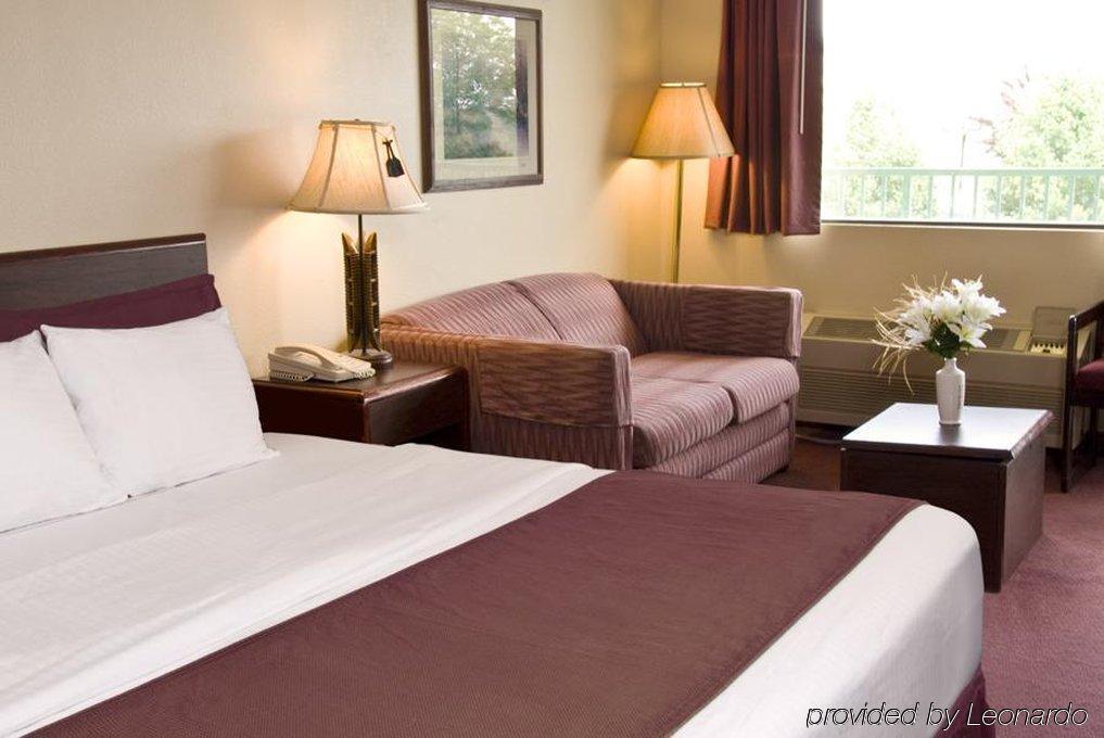 برانسون American Eagle Inn & Suites الغرفة الصورة