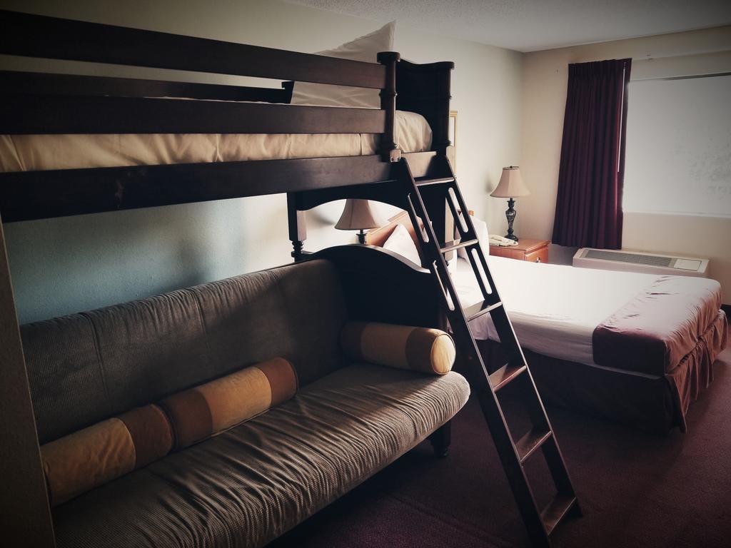برانسون American Eagle Inn & Suites المظهر الخارجي الصورة