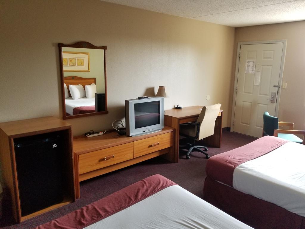 برانسون American Eagle Inn & Suites المظهر الخارجي الصورة